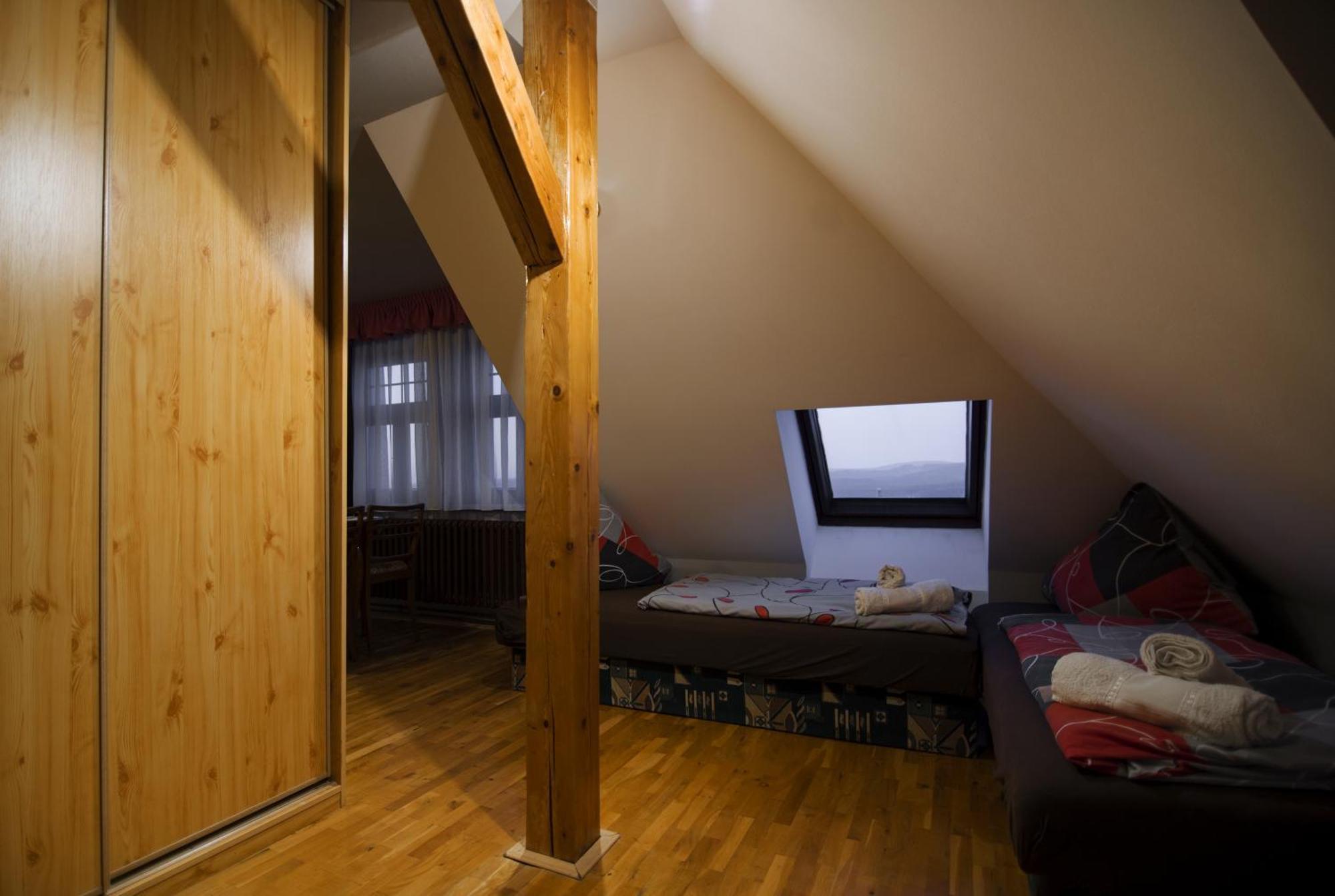 Pension Ayky Jablonec nad Nisou Oda fotoğraf